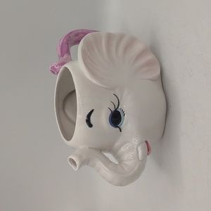 Vintage 3D hand-painted elephant pitcher mug dumbo decorative Taiwan